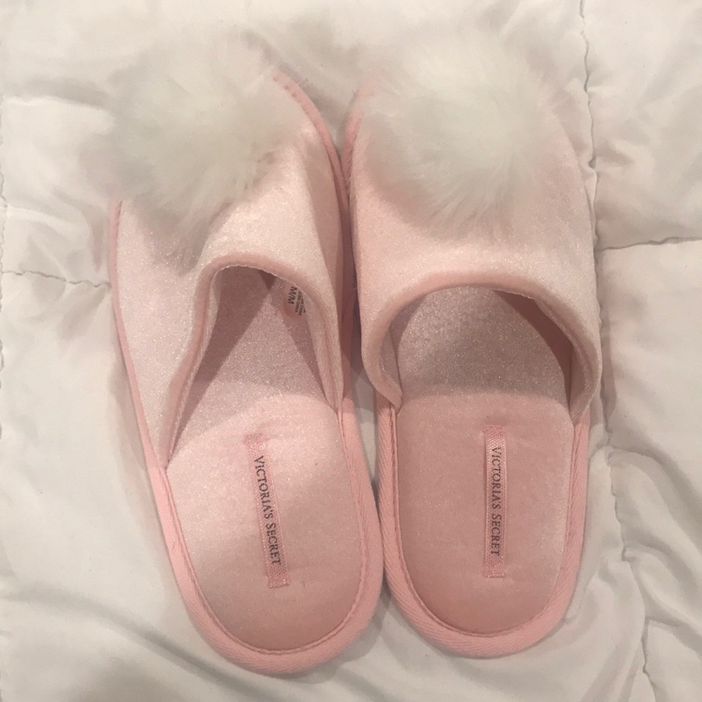 Victoria Secret Pink Pompom Slippers
